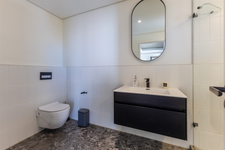 To Let 2 Bedroom Property for Rent in Sea Point Western Cape